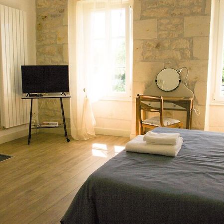 Ferienwohnung Entre Pierre Et Bois Saint-Savinien Exterior foto